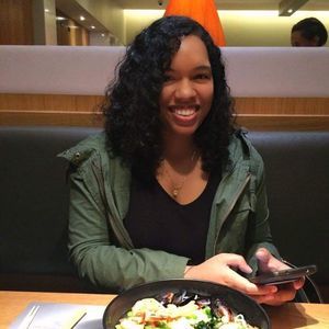 Meet your Posher, Jadeliz